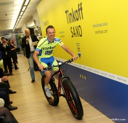 1419010959_velolive.com-vlad-bogomolov-tinkoff-saxo-19.12.2014-48.jpg