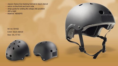 Helmet%20training.jpg?osCsid=5204d4696331f2b3b07af9c8397500f4