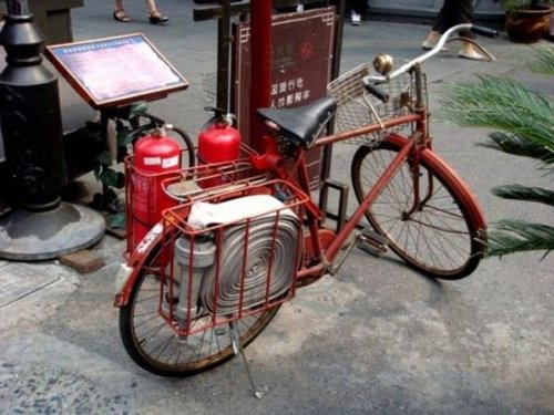 Pozharnyiy-velospid-v-Aziatskih-stranah.