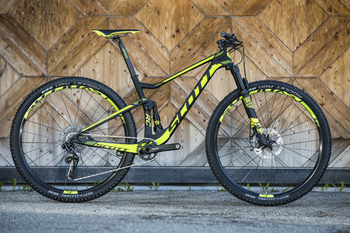 Spark-RC-900-Worldcup_PL_Detail-Image_20