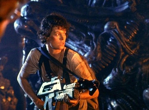 aliens-1373457111-view-0.jpg