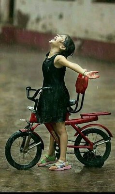 На изображении может находиться: один или несколько человек, люди едут на велосипедах, велосипед и на улице