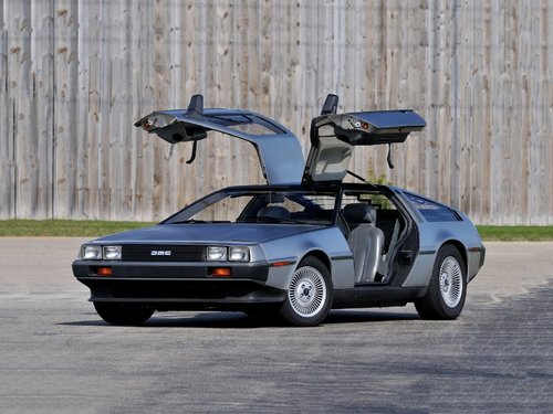 delorean_dmc-12_30.jpg